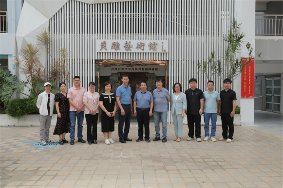 赴兄弟學(xué)校開(kāi)展數(shù)字化轉(zhuǎn)型專(zhuān)題學(xué)習(xí)交流